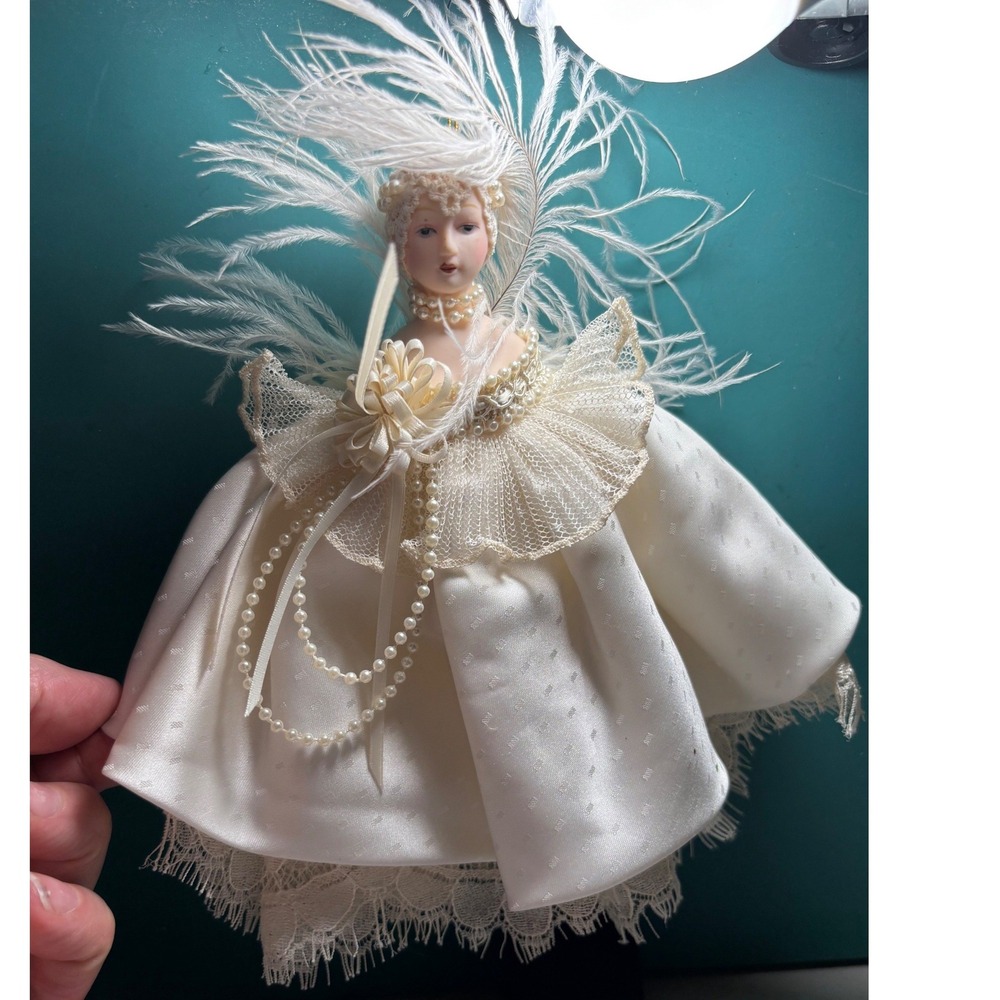 Angel‎ Christmas Tree Topper Cream Lace Feather Victorian Ornament